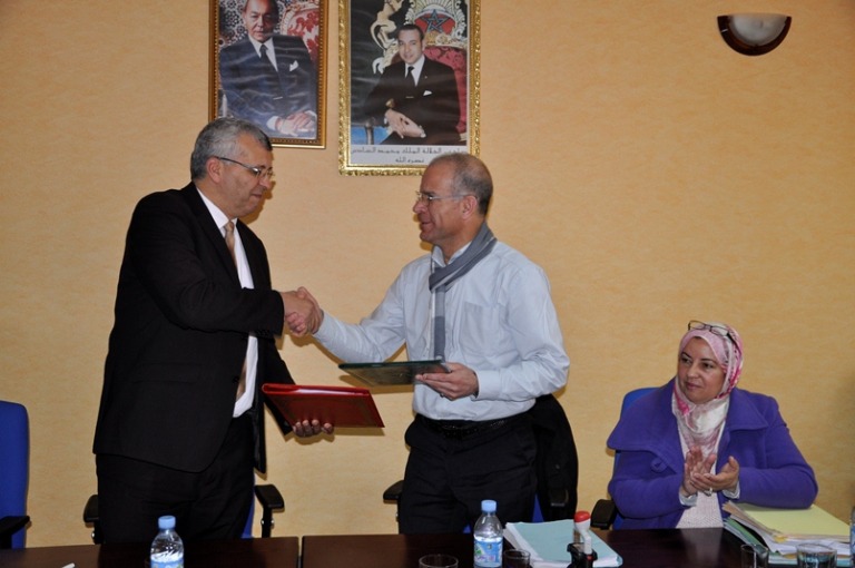 Lire la suite à propos de l’article Signature d’une convention de coopération entre l’Université Moulay Ismail et l’Association Défi (Montpellier-France) pour le développement de la Formation et de l’insertion des étudiants