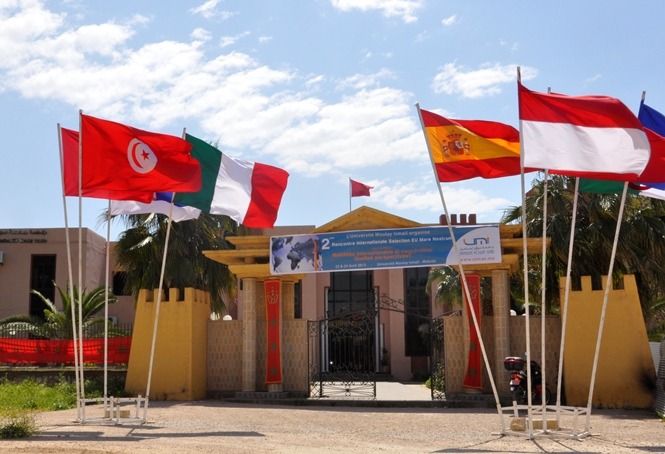 Lire la suite à propos de l’article جامعة مولاي إسماعيل بمكناس تنظم الملتقى الدولي الثاني للانتقاء الخاص بالبرنامج الأوروبي: « Erasmus Mundus – Mare Nostrum » أيام 23 و24 أبريل 2013 بمكناس